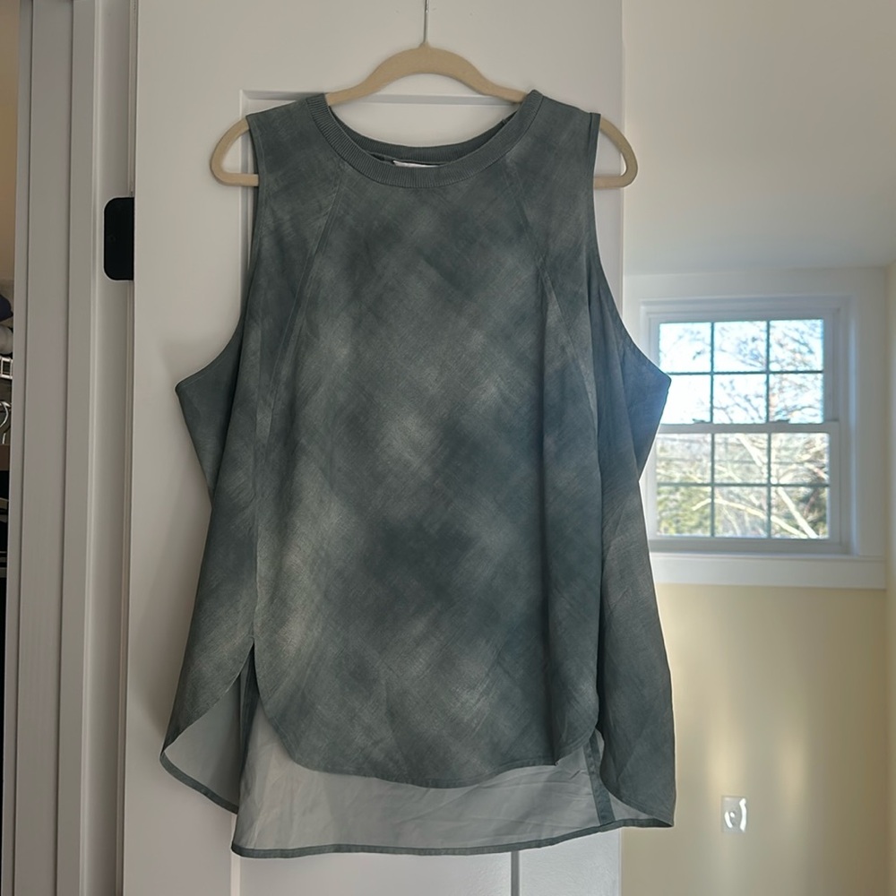 Athleta tank top